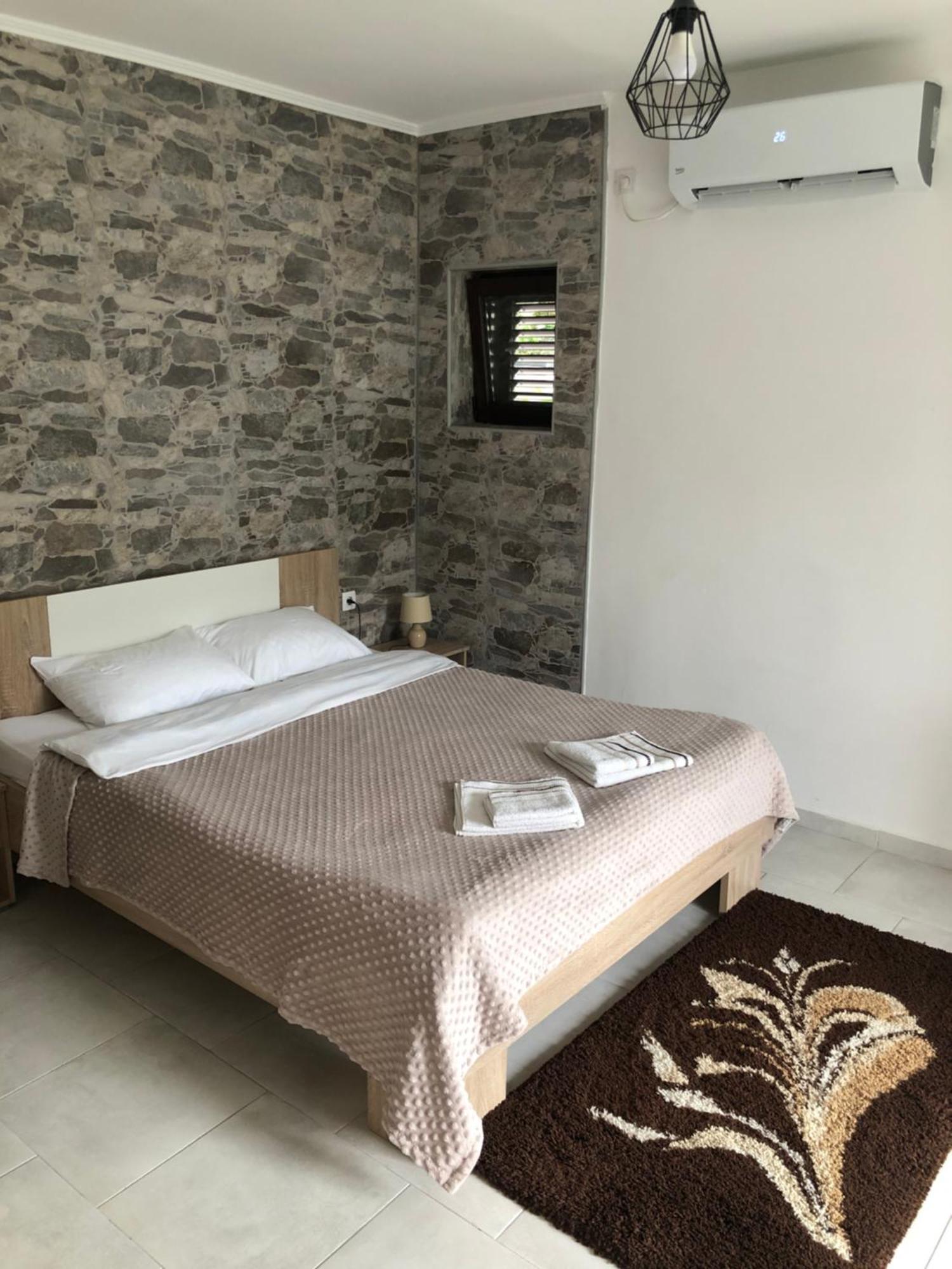Apartments Samardzic Kotor Bagian luar foto