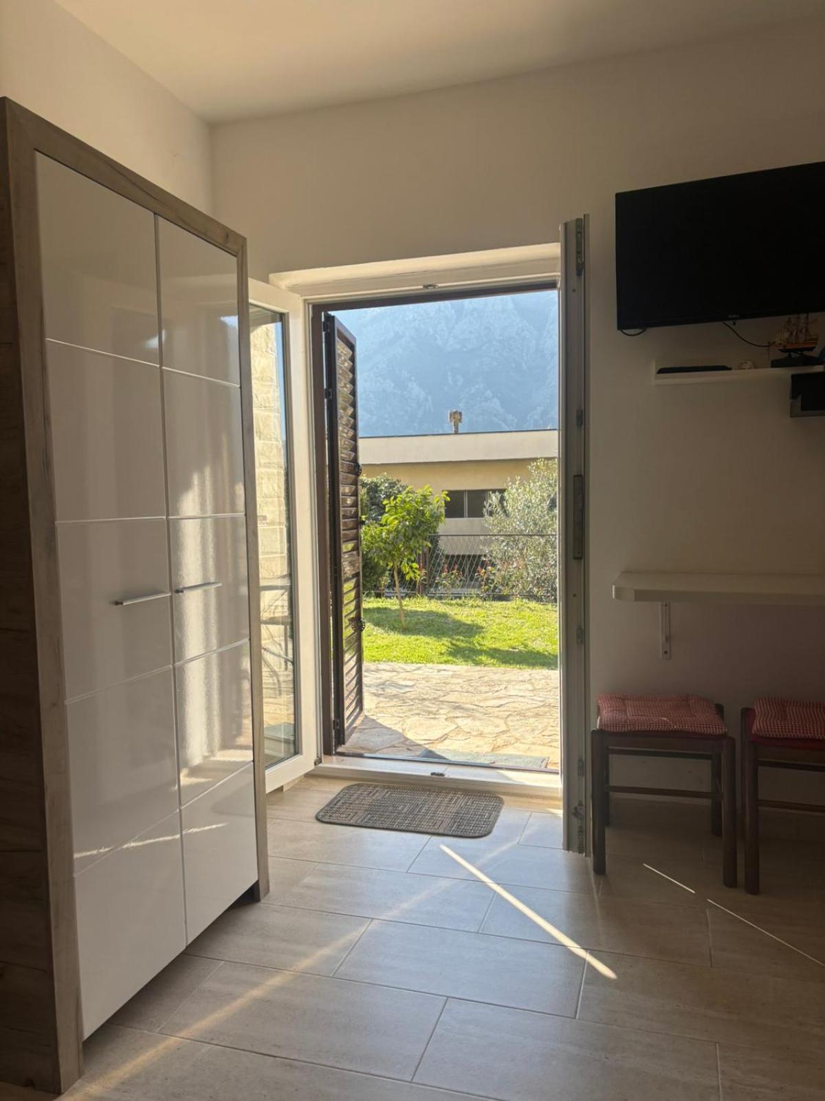Apartments Samardzic Kotor Bagian luar foto