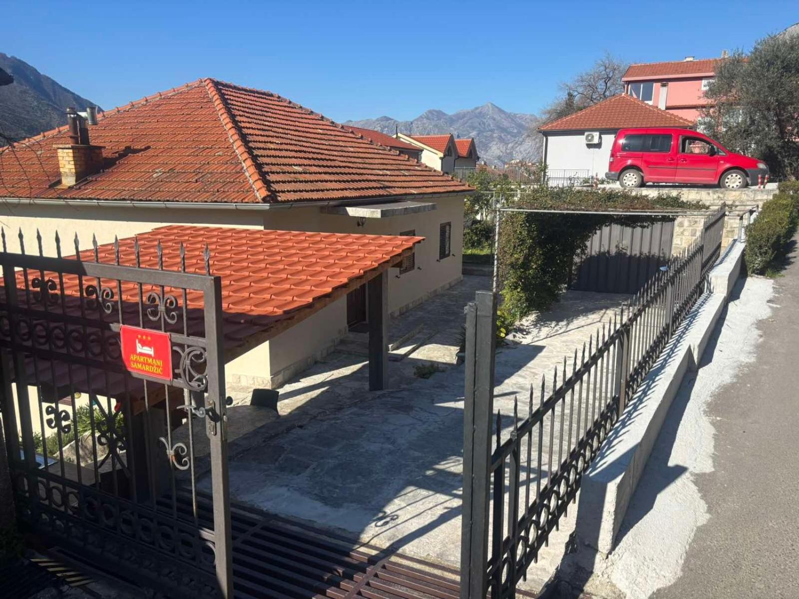 Apartments Samardzic Kotor Bagian luar foto